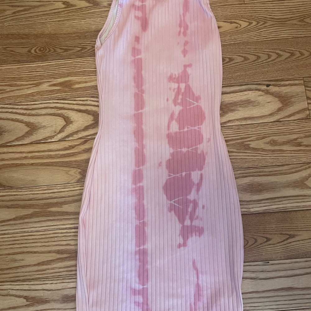 PrettyLittleThing Pink Ribbed Top - Picture 3 of 3